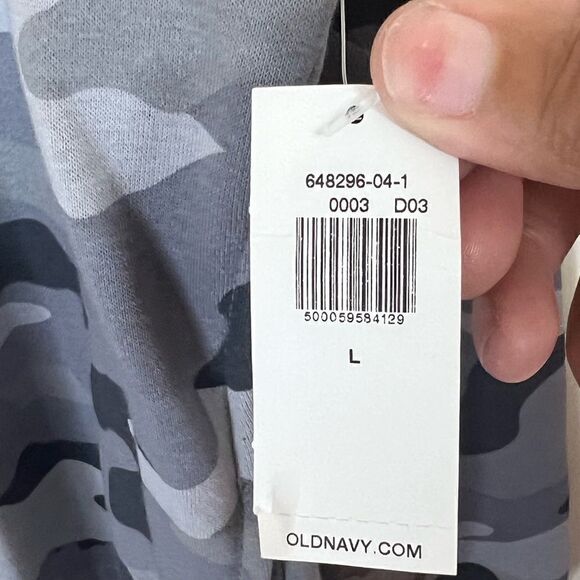 Old Navy Men’s Gray Camo 1/2 Zip Mock Neck Pullover Sweatshirt Size Large - Picture 9 of 10